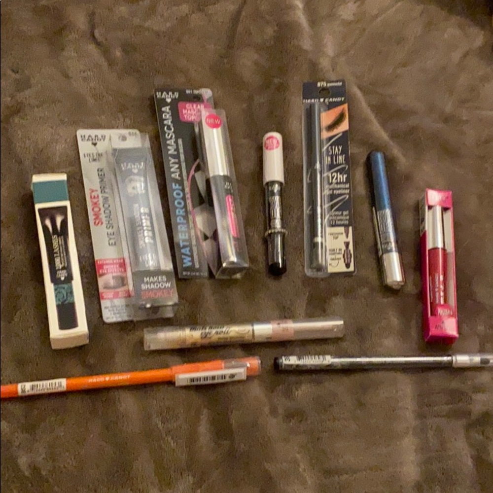 BNIB Hard Candy Eye Makeup Bundle #3! 10 pieces